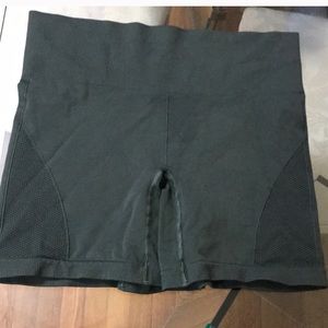 lululemon high waisted shorts
